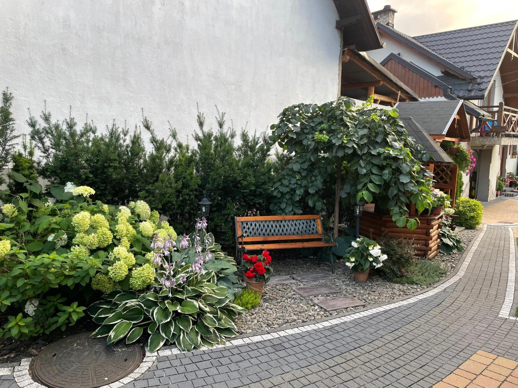 Pokoje Goscinne Wiktoria Szczawnica Esterno foto